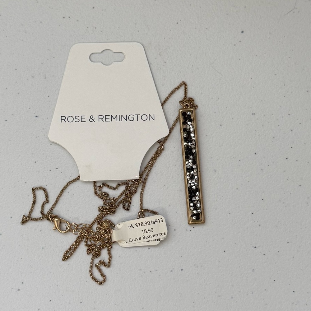 Rose & Remington Black and White Crystal Bar Necklace